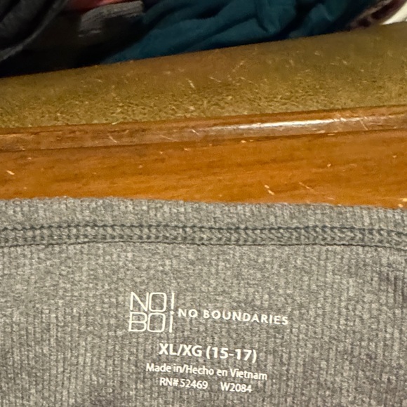 No Boundaries Women's Gray Camisole - Picture 2 of 2